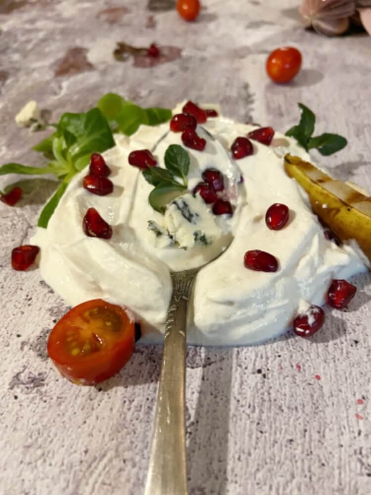 Zálivka s tahini a jogurtem